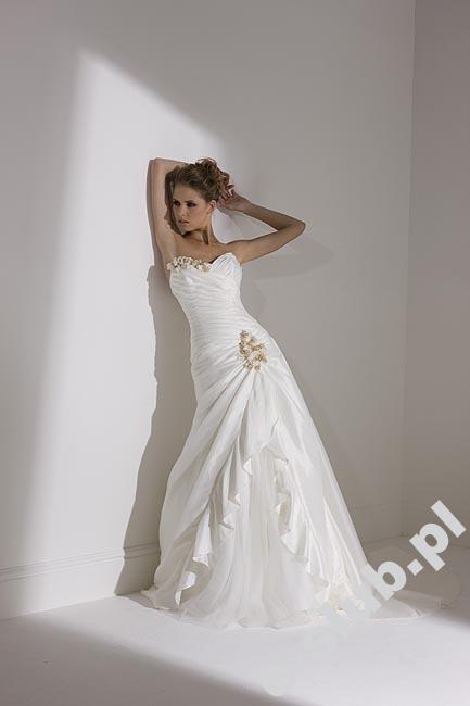 Pure Bridal Model 4080